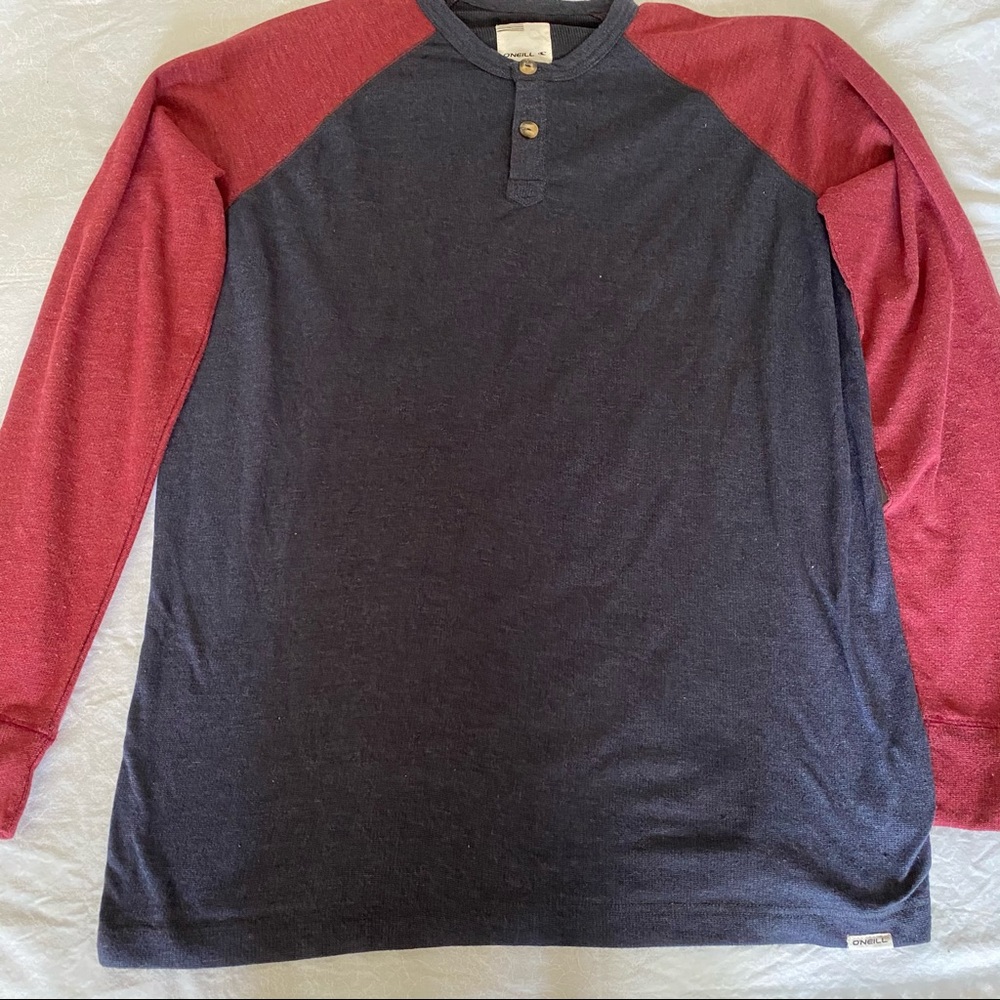 📦 O’Neill long sleeve medium